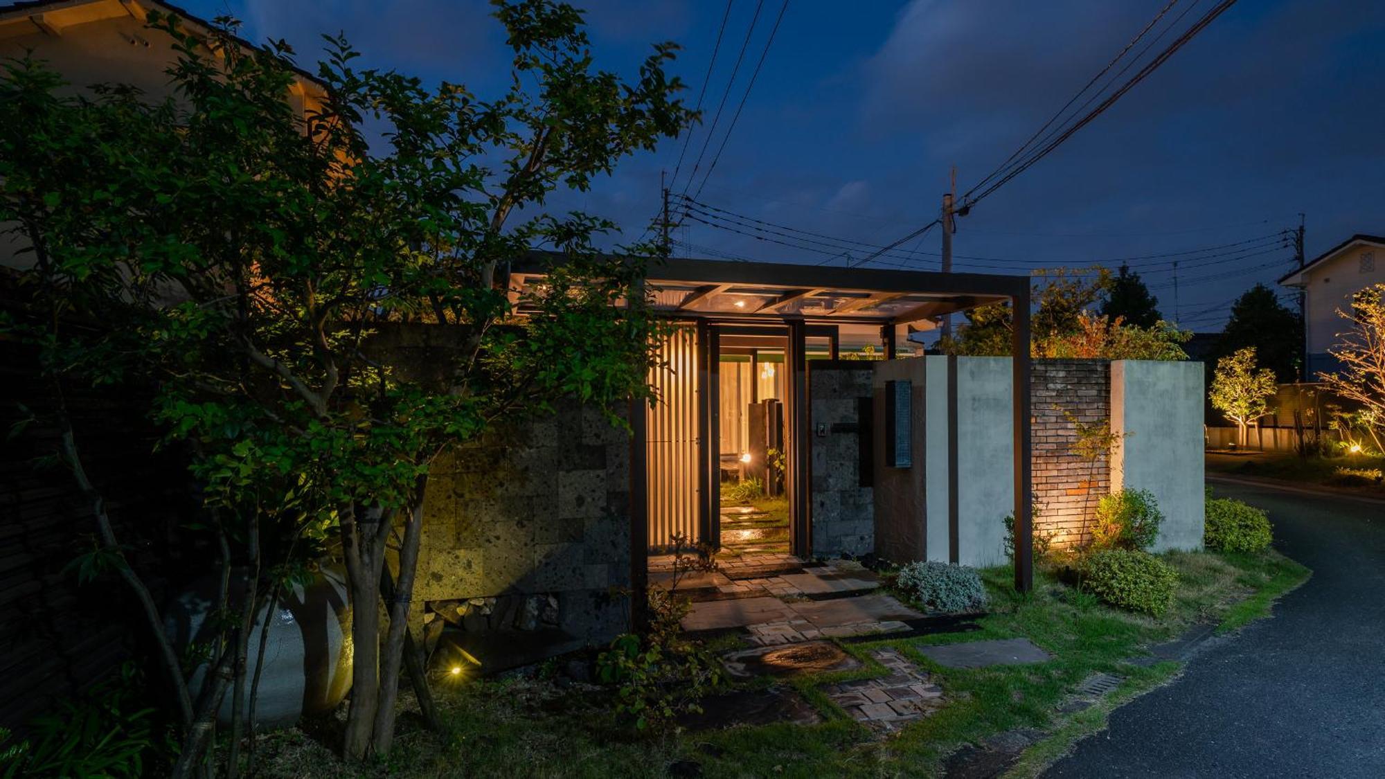 Villa 石の蔵 Hotel Сага Екстериор снимка