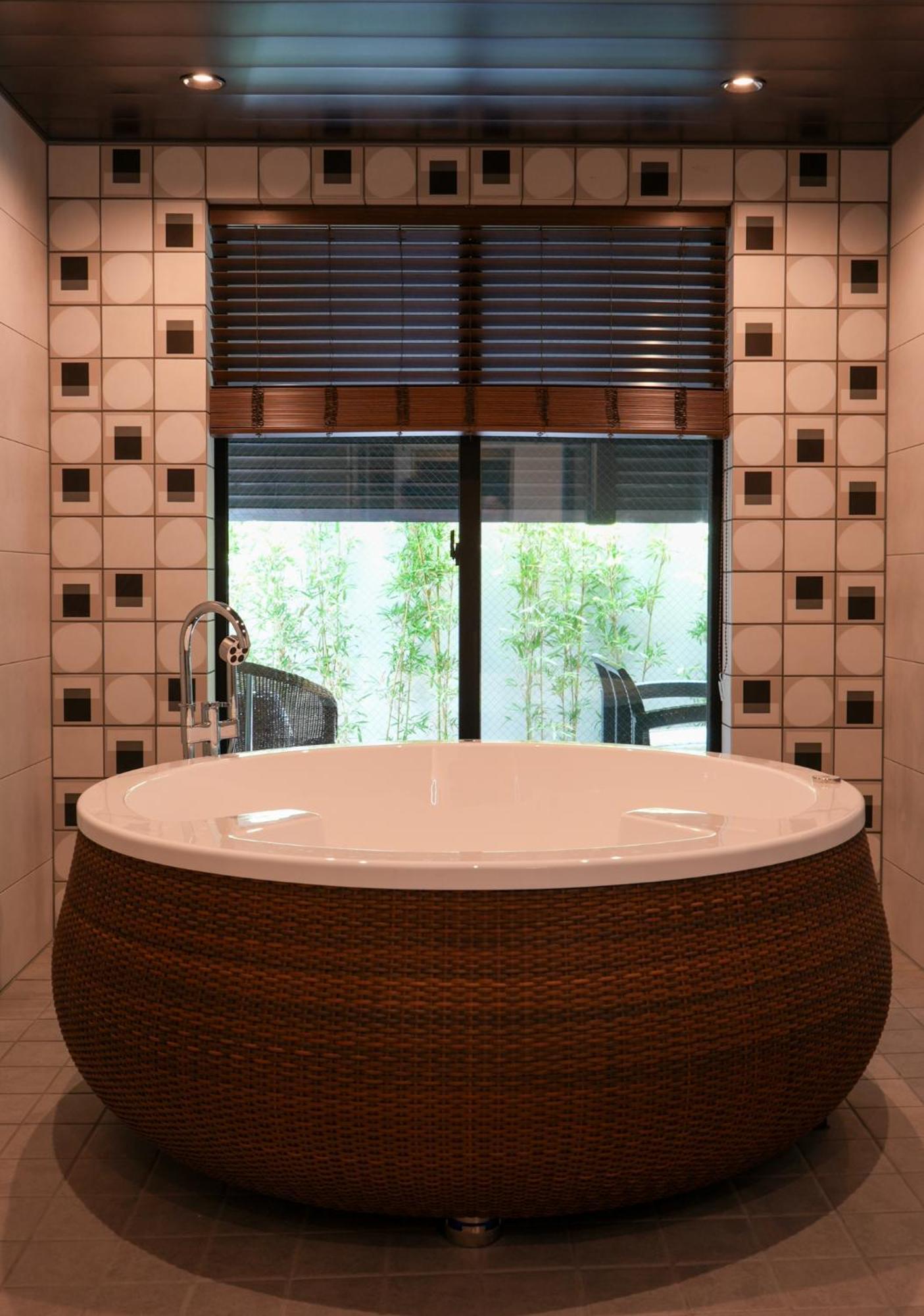 Villa 石の蔵 Hotel Сага Екстериор снимка
