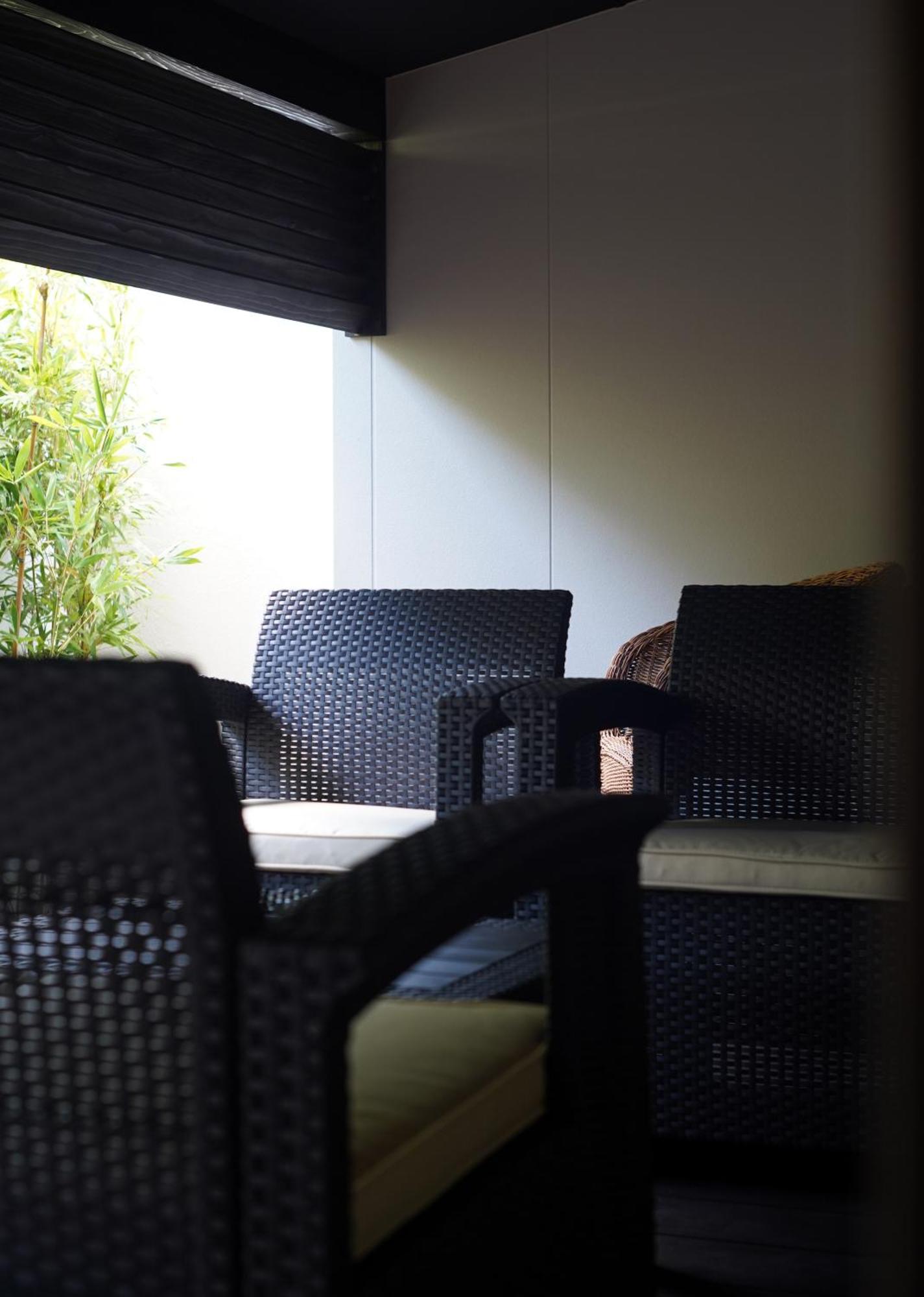 Villa 石の蔵 Hotel Сага Екстериор снимка