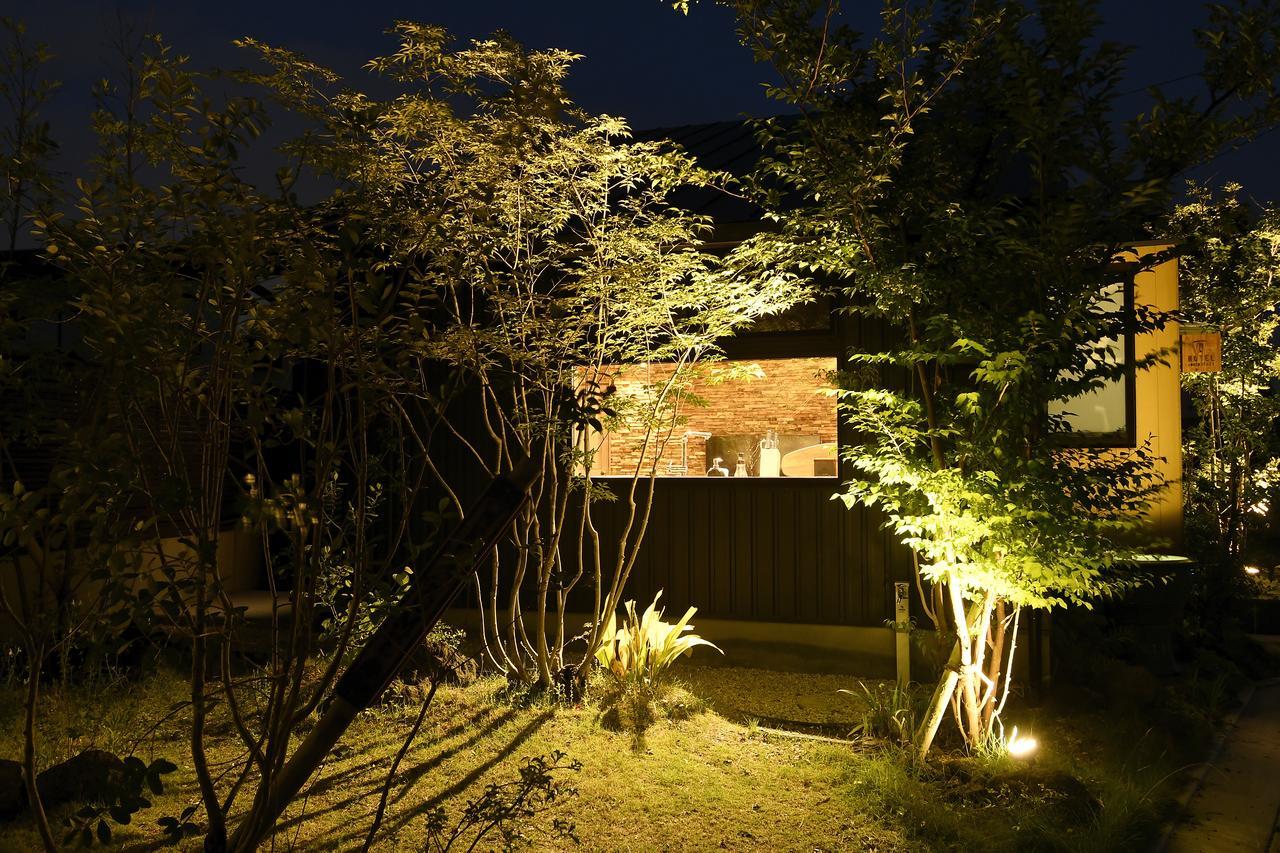 Villa 石の蔵 Hotel Сага Екстериор снимка